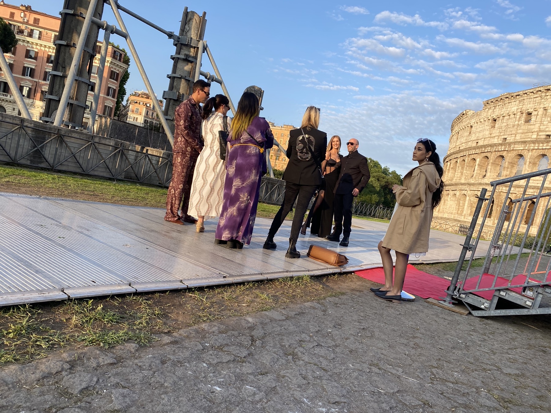 Shadow security at film premiere stage — Colosseum, Rome